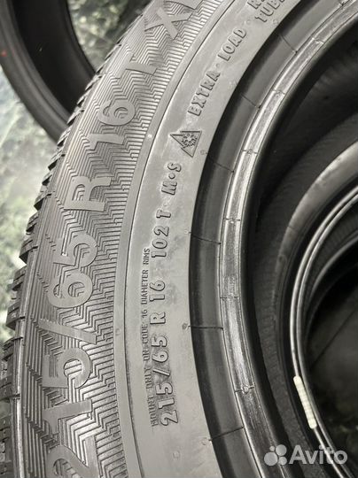 Gislaved Nord Frost 200 SUV 215/65 R16 102T