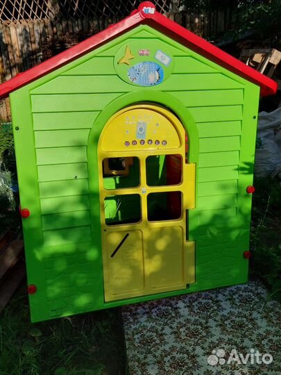 Детский игровой пластиковый домик