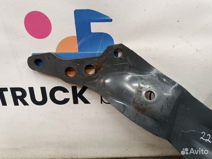 1802161 Кронштейн усилителя бампера правый