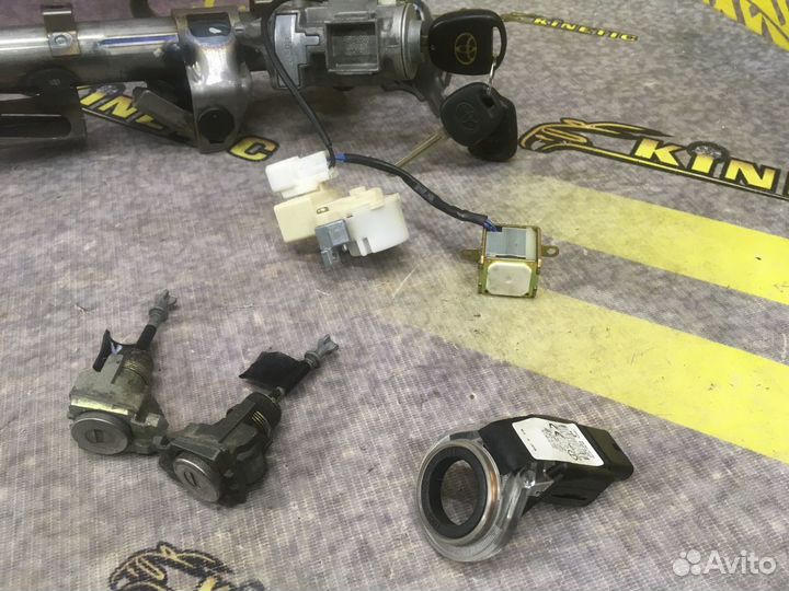 Замок зажигания Toyota Alphard 2004 ATH10