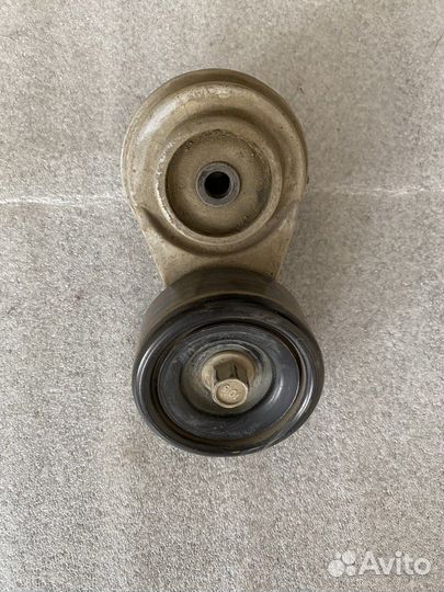 Натяжитель приводного ремня Hyundai-KIA