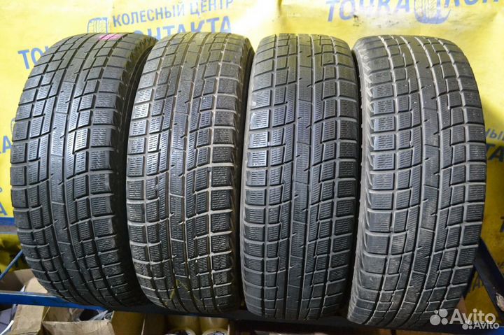 Yokohama Ice Guard IG30 215/60 R16