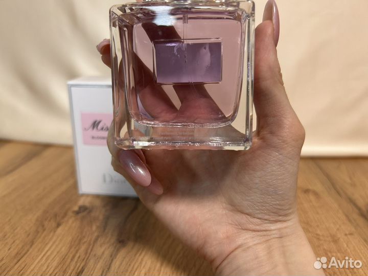 Духи Miss Dior Blooming Bouquet