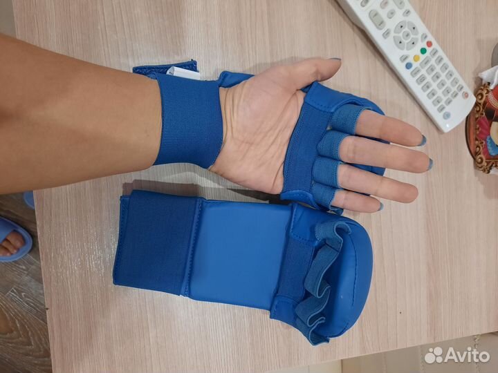 Боксерские перчатки детские