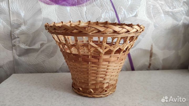Корзина плетеная