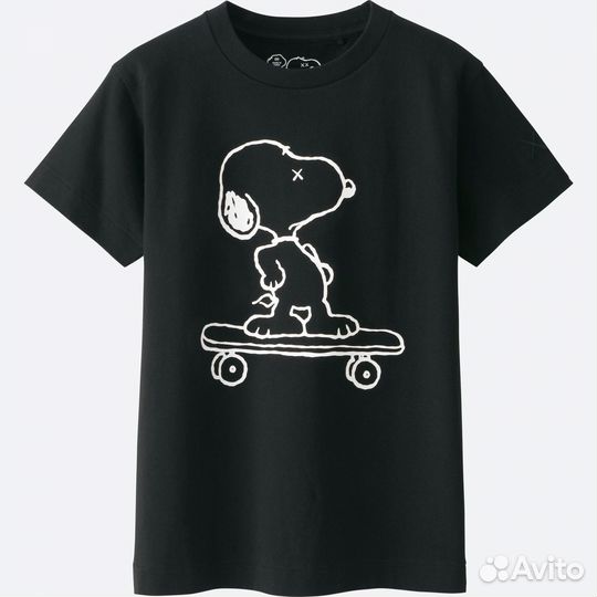 Футболка Uniqlo Kaws x Peanuts