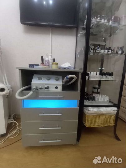 Маникюр, покрытие гель-лак, Smart педикюр