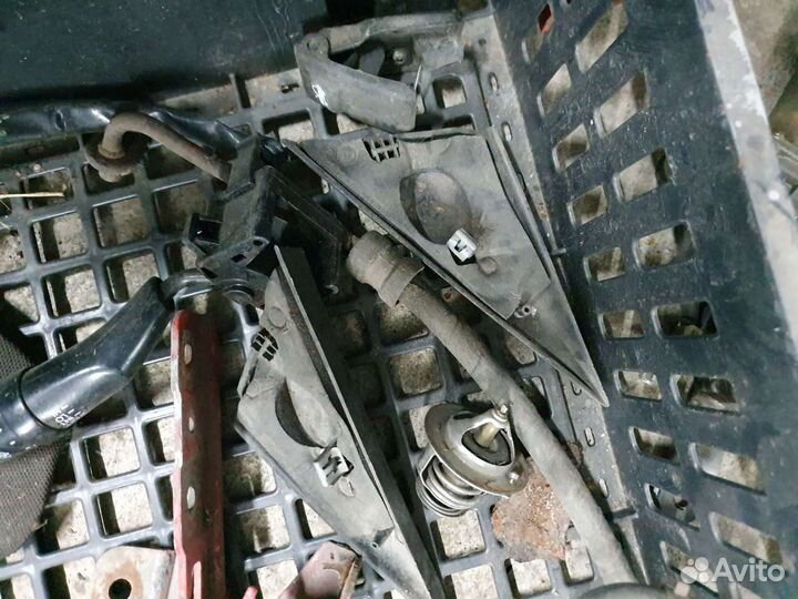 Заглушки крышки зеркал на хундай тибурон 1999г