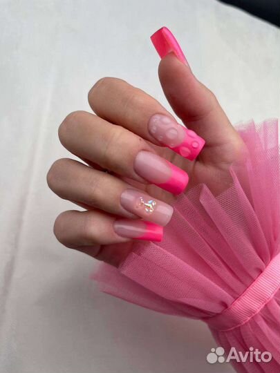 Маникюр на дому