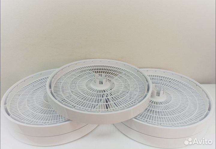 Сушилка для овощей и фруктов Волтера 1000 люкс