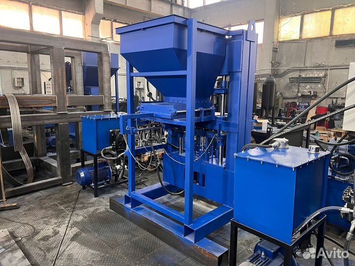 Пресс для производства штампованных и таблетирован