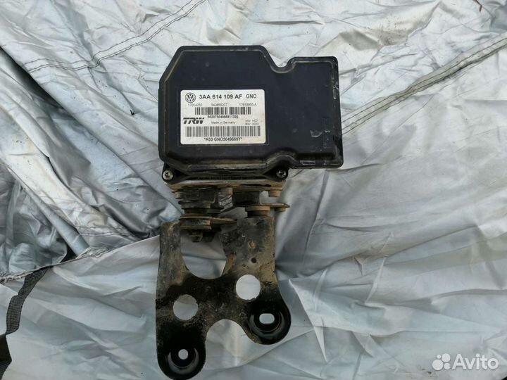 Блок ABS Volkswagen passat b7 2012г