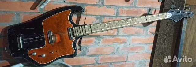 Бас гитара раритет