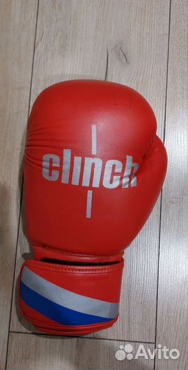 Боксерские перчатки 10 oz clinch