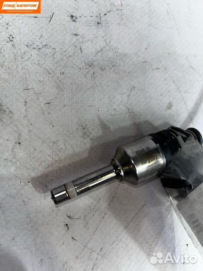 Форсунка топливная Volkswagen Polo 5 2012