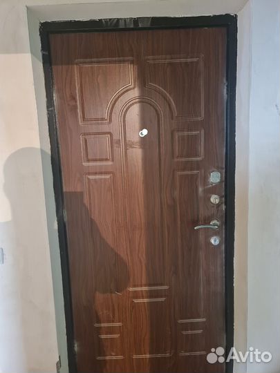 Дверь входная металлическая