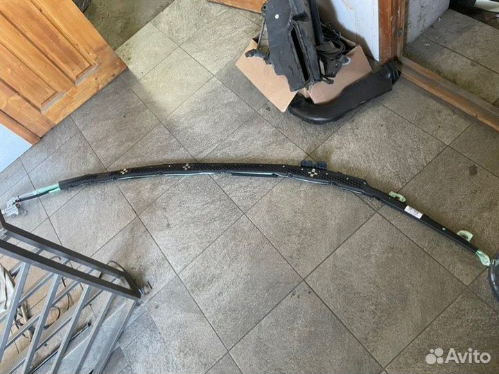 Шторка безопасности Mercedes-Benz S-Class W221