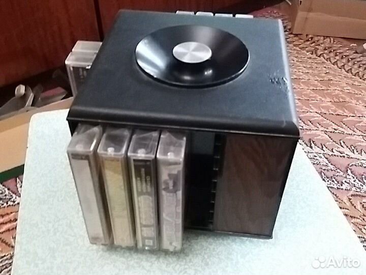 Подставка для аудиокассет