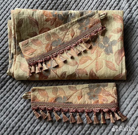 Кмплект штор с подхватами