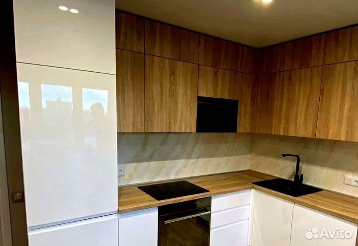 Кухонный гарнитур с бесплатным монтажом