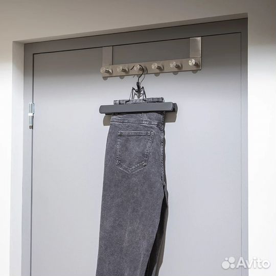 Вешалки чёрные soft touch-стильные 28x17.2x2.2