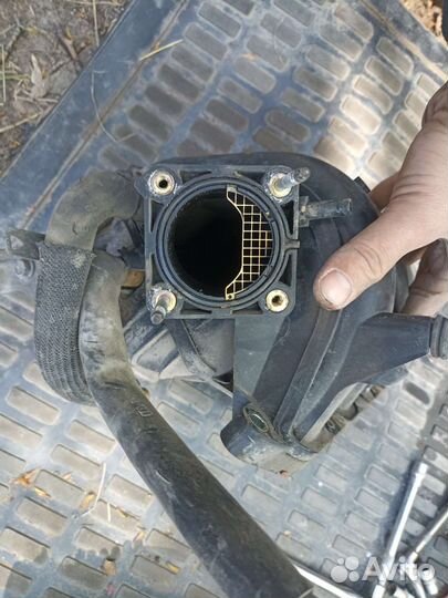 Впускной коллектор Toyota Corolla Auris E150