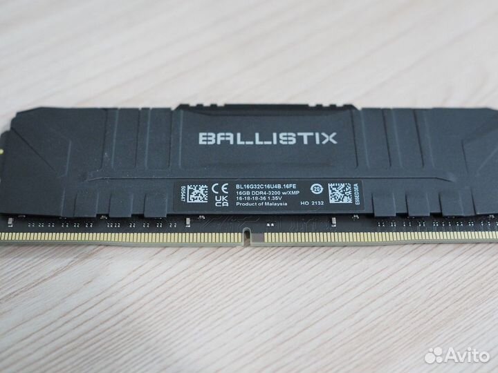 Оперативная память Crucial Ballistix DDR4 1x 16гб