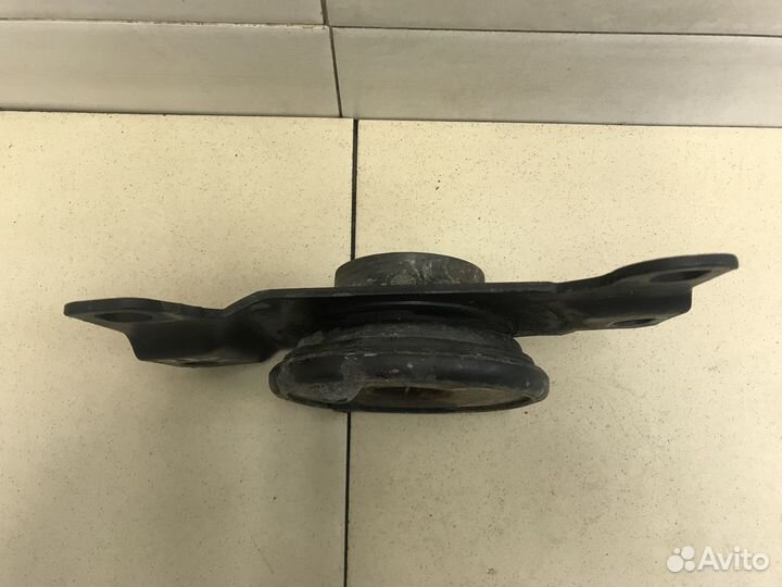 Опора двигателя левая S40 2004-2012