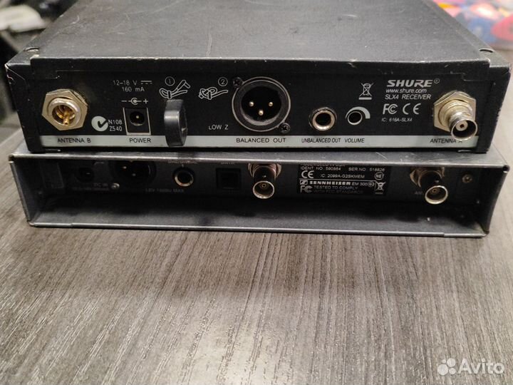 Базы Shure и Sennheiser