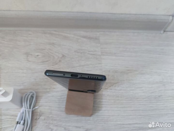 Xiaomi POCO F3, 8/256 ГБ