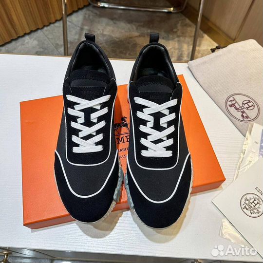 Кроссовки (39-45) для ярких и динамичных образов