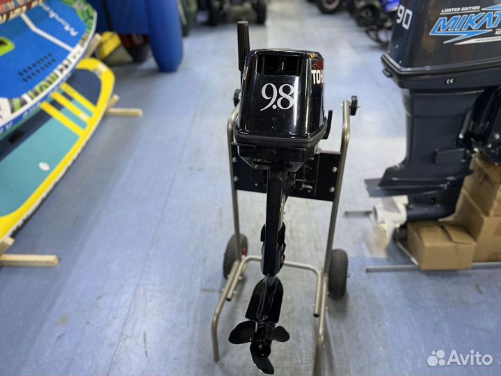 Лодочный мотор Tohatsu (Тохатсу) 9.8 (Новый витрин