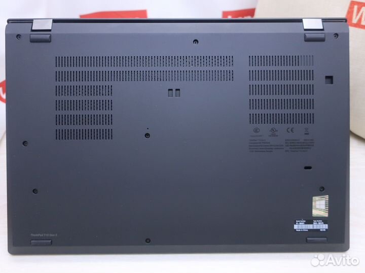 ThinkPad T15 Gen.2 I5-1135G7 16GB DDR4 256 SSD FHD