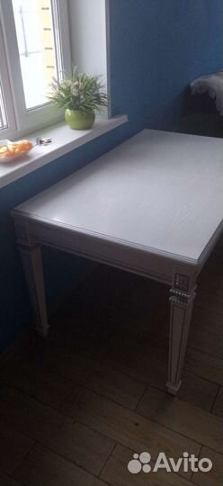 Кухонный стол раскладной белый