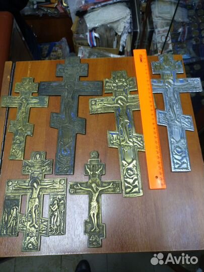 Крест распятие. Большие, средние, с предстоящими