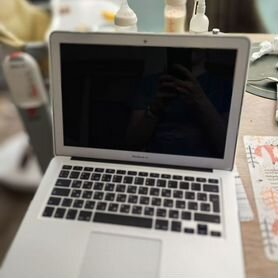 Apple MacBook Air 13 early 2015