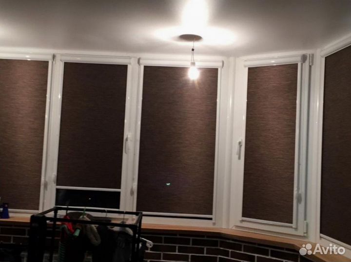 Рулонные шторы с Алисой