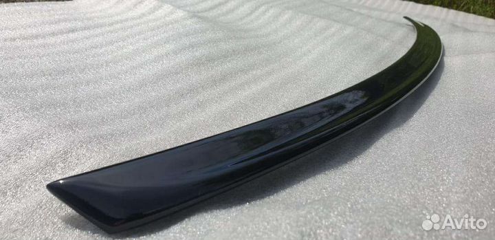 Спойлер чёрный глянец Vw polo GT до 20г