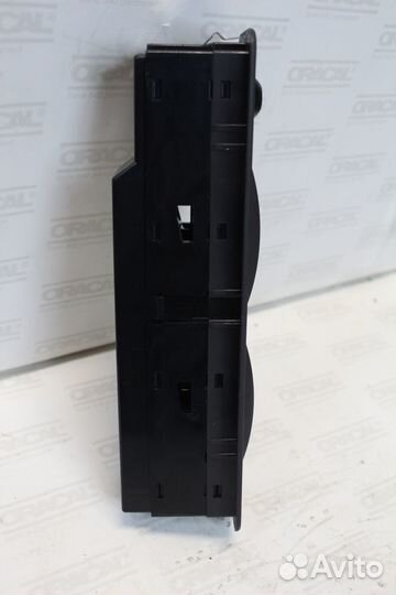 Блок стеклоподъемника, левый hyundai HD/Gold/Trago