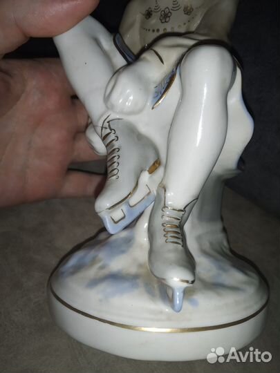 Статуэтка конькобежка, есть склейка, СССР