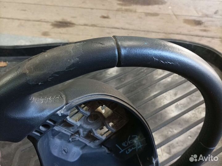 Руль peugeot 308