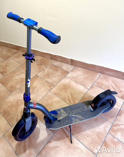 Самокат городской взрослый Trolo LUX Quantum Air