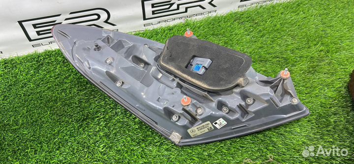 Фонарь задний левый Mercedes W213