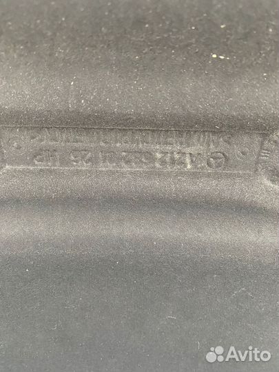 Шумоизоляция капота Mercedes W212