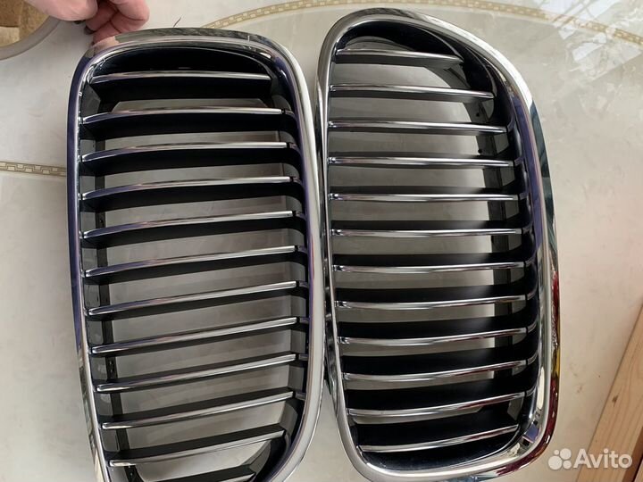 Решётки радиатора BMW 528