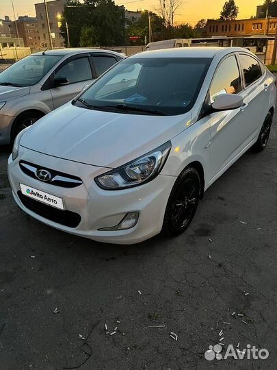 Hyundai Solaris 1.4 МТ, 2014, 180 000 км