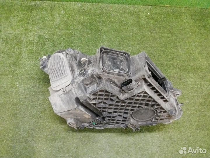 Фара левая Mercedes-Benz GLC