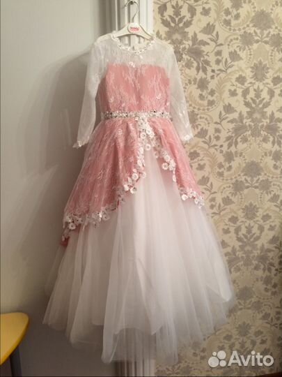 Платье для торжественного случая (аренда)