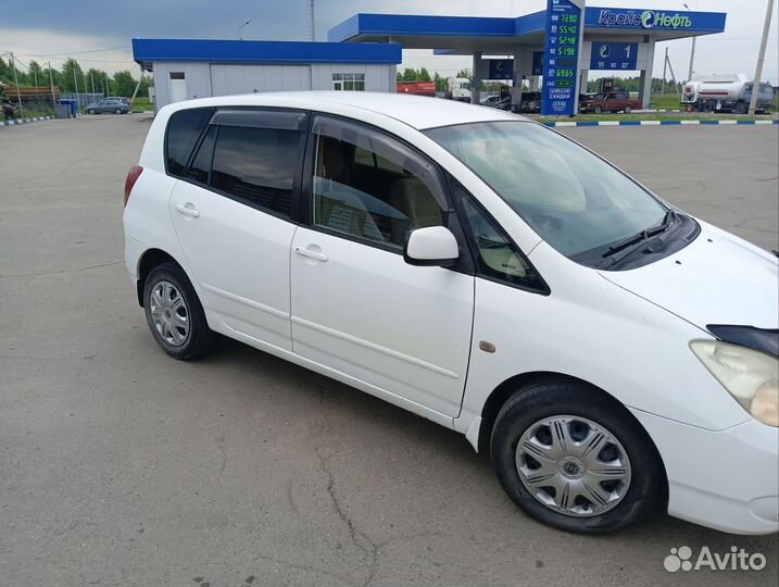 Toyota Corolla Spacio 1.5 AT, 2002, 200 000 км