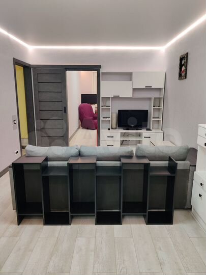 2-к. квартира, 47 м², 1/12 эт.